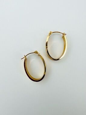 Vintage 14K Yellow Gold Hoop Earrings JCM Oval Small Hoops 20mm Lightweight